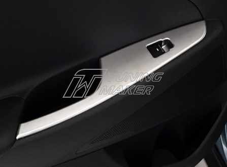 Накладки на панели управления дверей Hyundai Tucson - Накладки