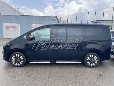 Hyundai Staria Пороги OEM Black 5