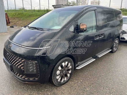 Hyundai Staria Пороги OEM Black 4