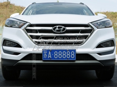 Накладка на решетку радиатора Hyundai Tucson - Накладки
