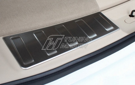 Накладка на проем двери багажника Nissan X-Trail T32 - Накладки