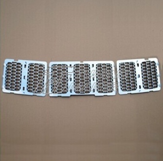 Хром вставки в решетку для Jeep Grand Cherokee - Накладки