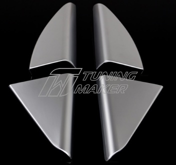 Треугольные накладки на стекло двери Hyundai Tucson - Накладки