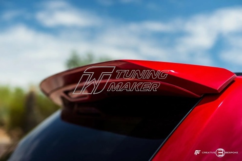 Grand Cherokee Спойлер крышки багажника 1