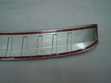 Хром накладка на задний бампер для  Honda CRV - Накладки