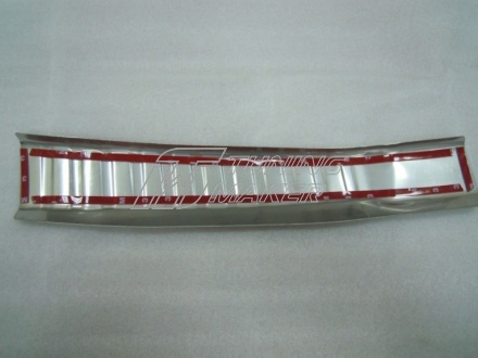 Хром накладка на порог багажника для Honda CRV - Накладки